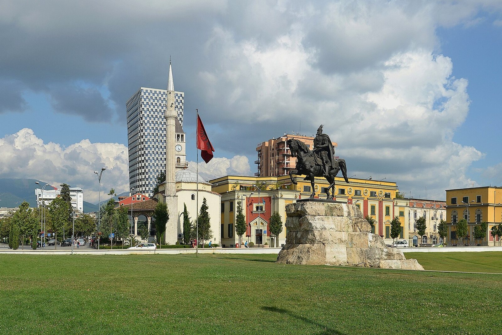 İstanbul Çıkışlı Panorama Rumeli Turu - Kosova & Makedonya & Arnavutluk - (TİA-PRN) Pegasus Hava Yolları ile 4 Gece