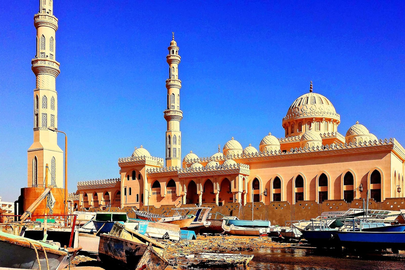 İstanbul Çıkışlı Hurghada Turu - Kızıldeniz'in Altın Sahilleri - AJET Hava Yolları ile 3 Gece 5 Gün